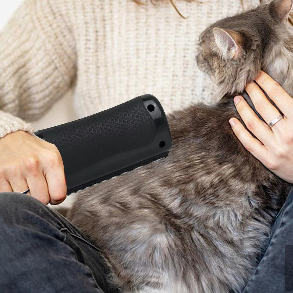 Spark Groom™ – De borstel die wél de ondervacht aanpakt